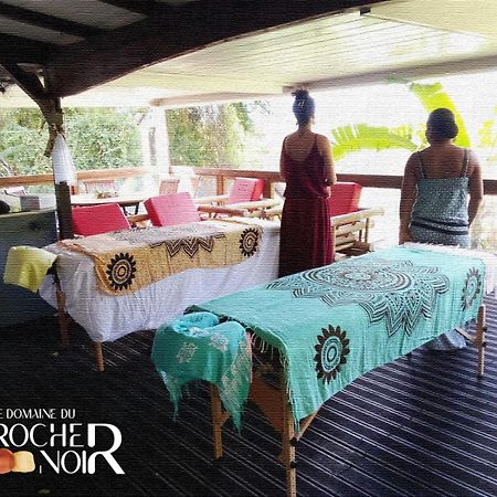 Le Domaine Du Rocher Noir ปวงต์-นัวร์ ภายนอก รูปภาพ