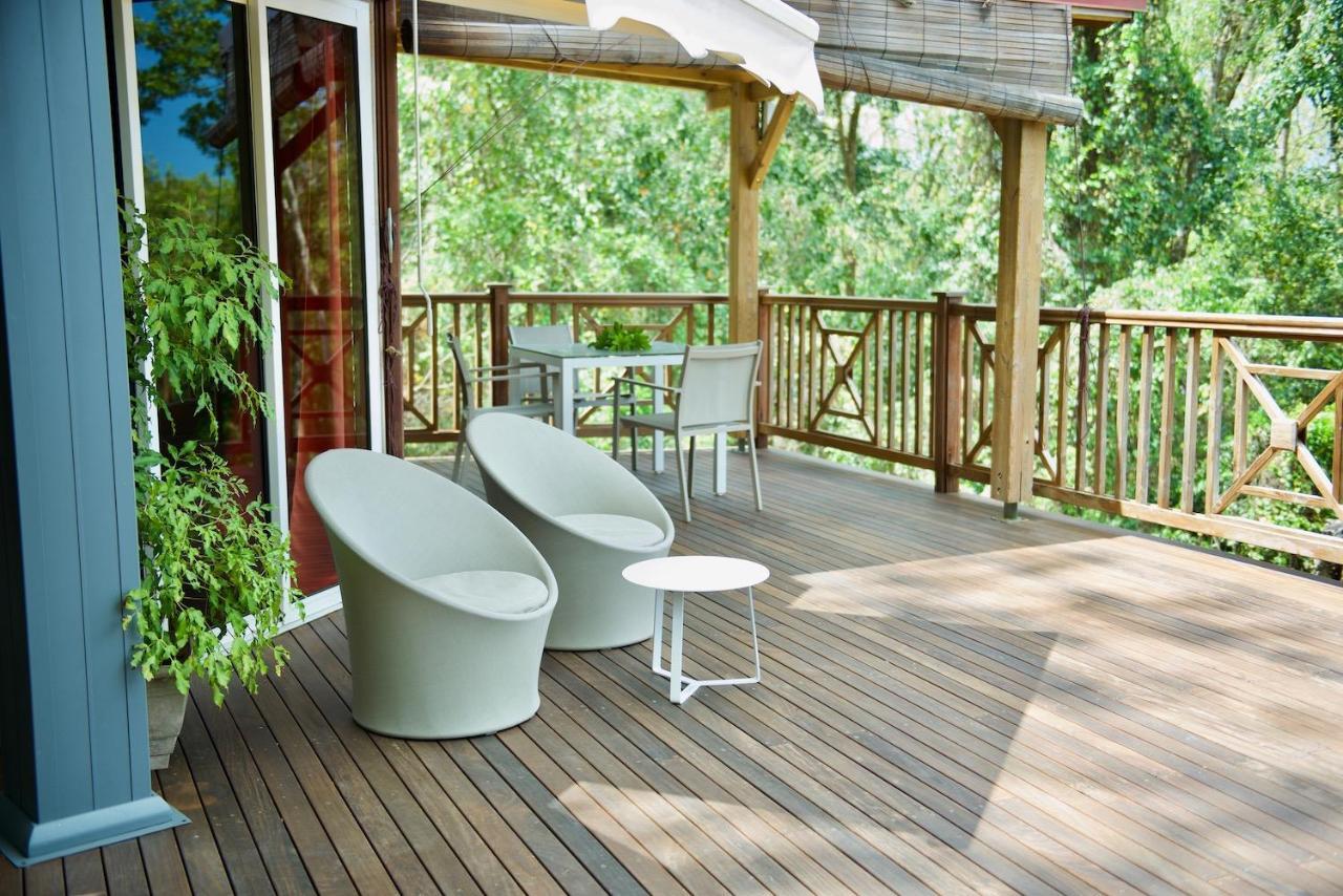 Le Domaine Du Rocher Noir ปวงต์-นัวร์ ภายนอก รูปภาพ