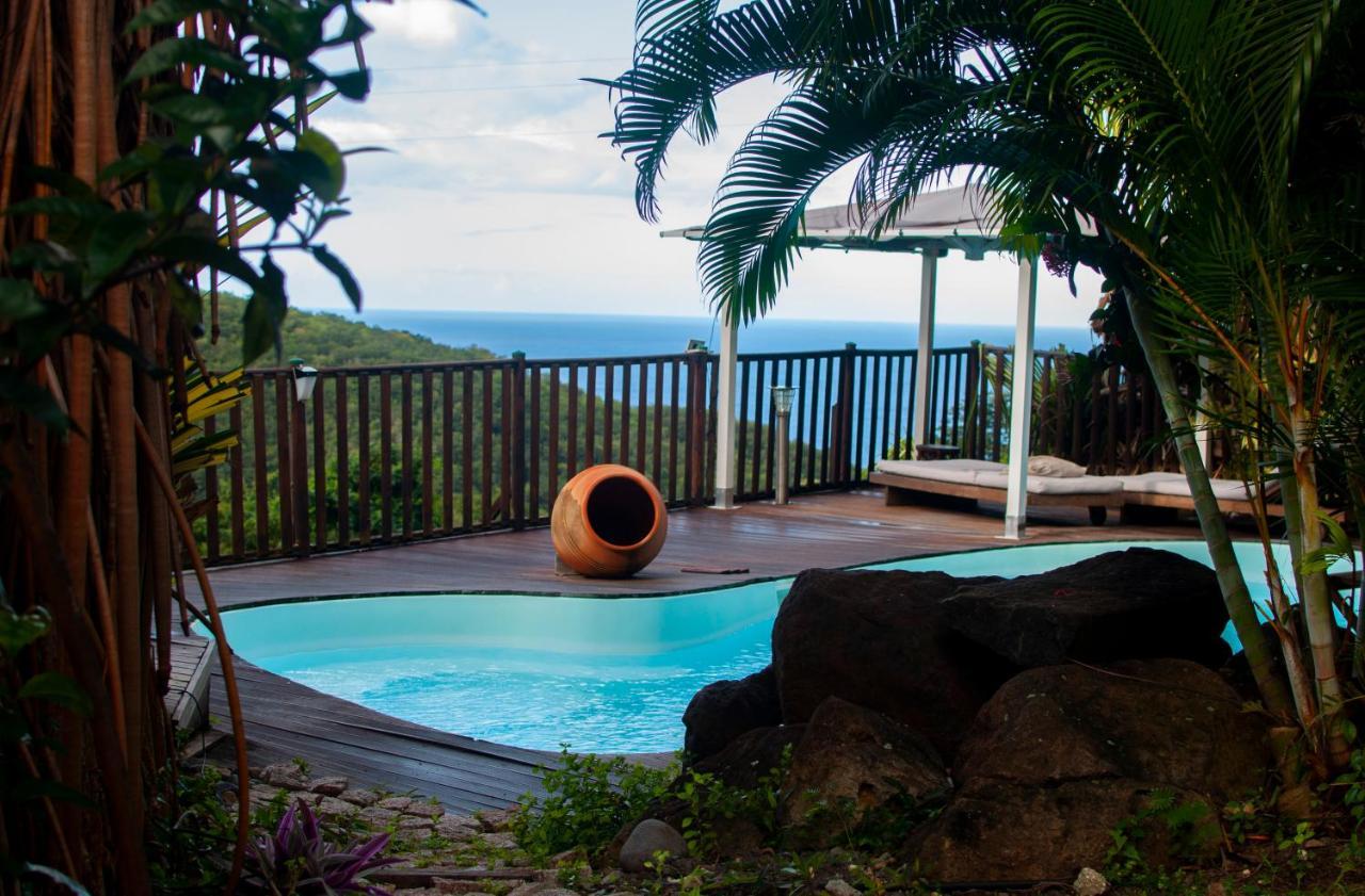 Le Domaine Du Rocher Noir ปวงต์-นัวร์ ภายนอก รูปภาพ