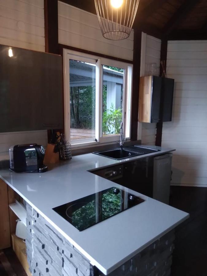 Le Domaine Du Rocher Noir ปวงต์-นัวร์ ภายนอก รูปภาพ